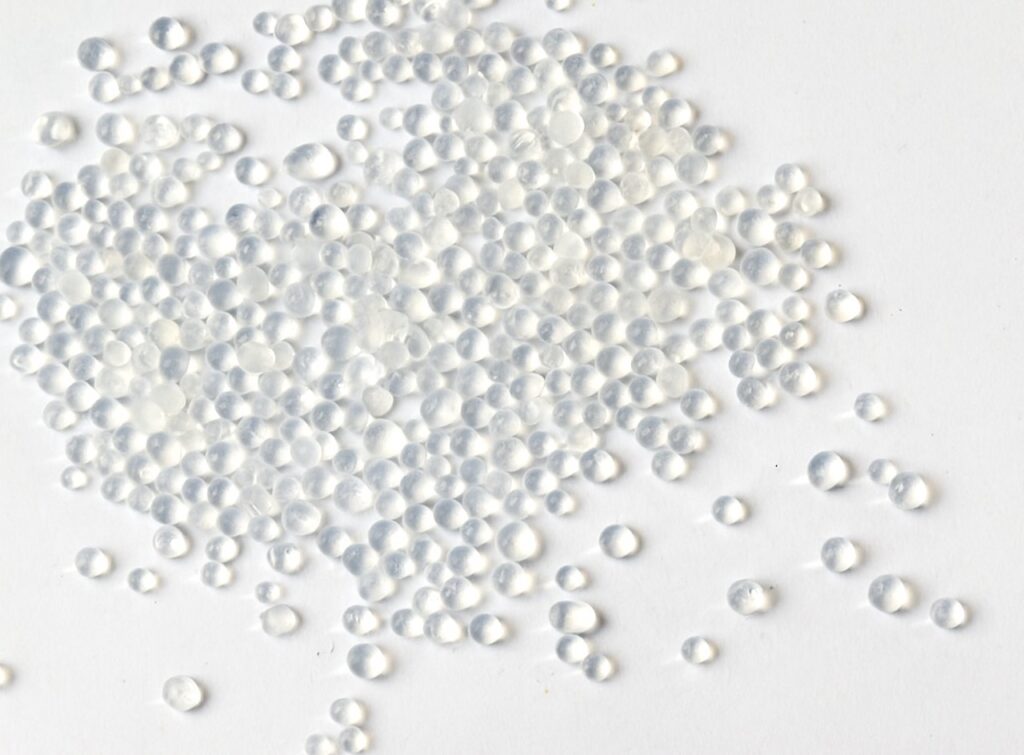 Silica gel white